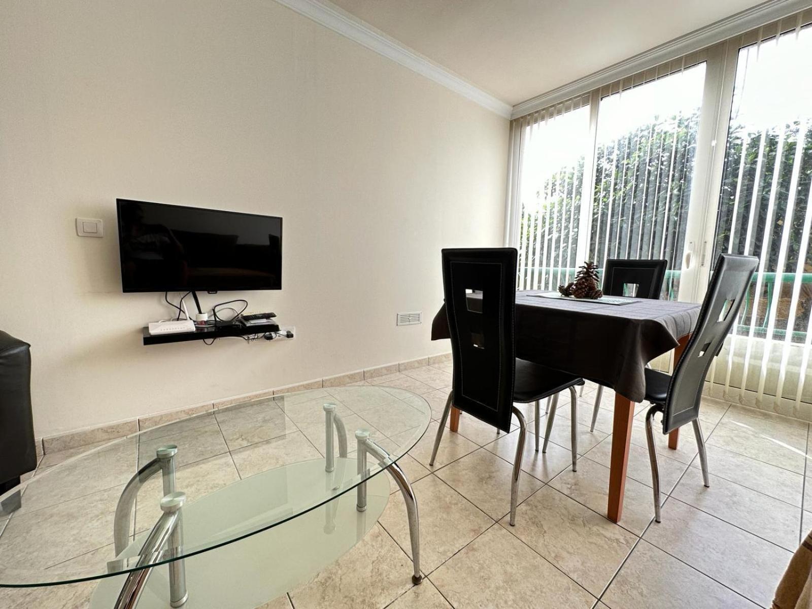 Firstline Apartment Los Cristianos Arona  Esterno foto