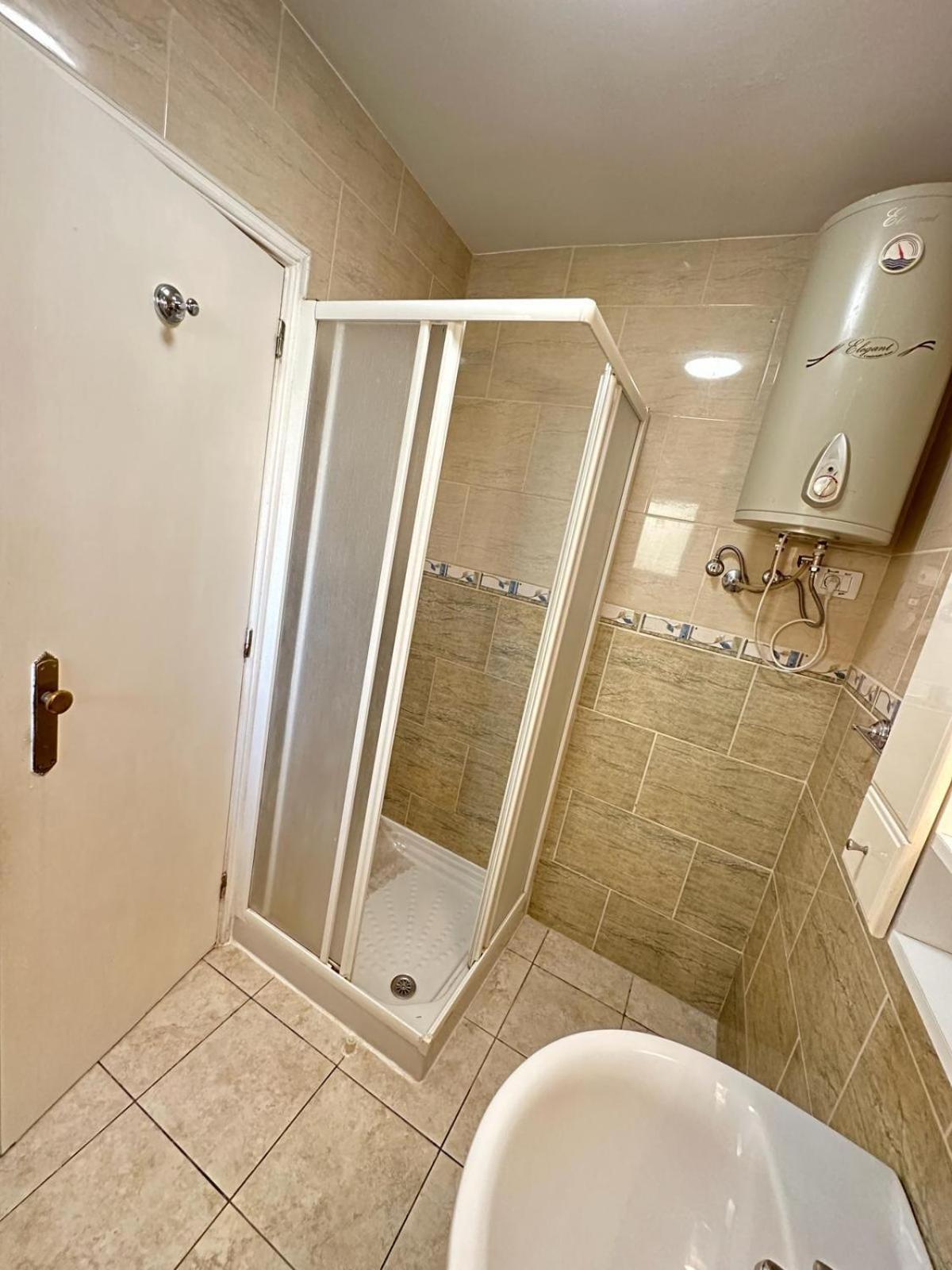 Firstline Apartment Los Cristianos Arona  Esterno foto