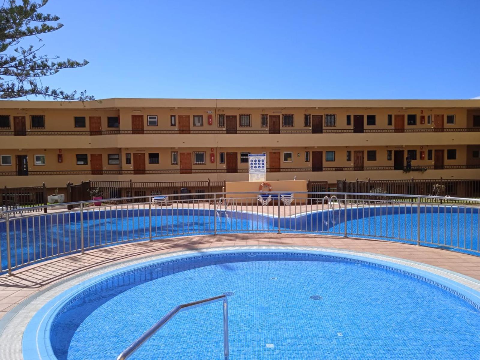 Firstline Apartment Los Cristianos Arona  Esterno foto